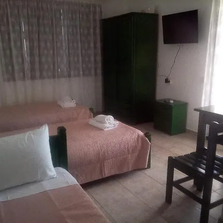 Romantic With Garden View #1 Vakantiehuis
